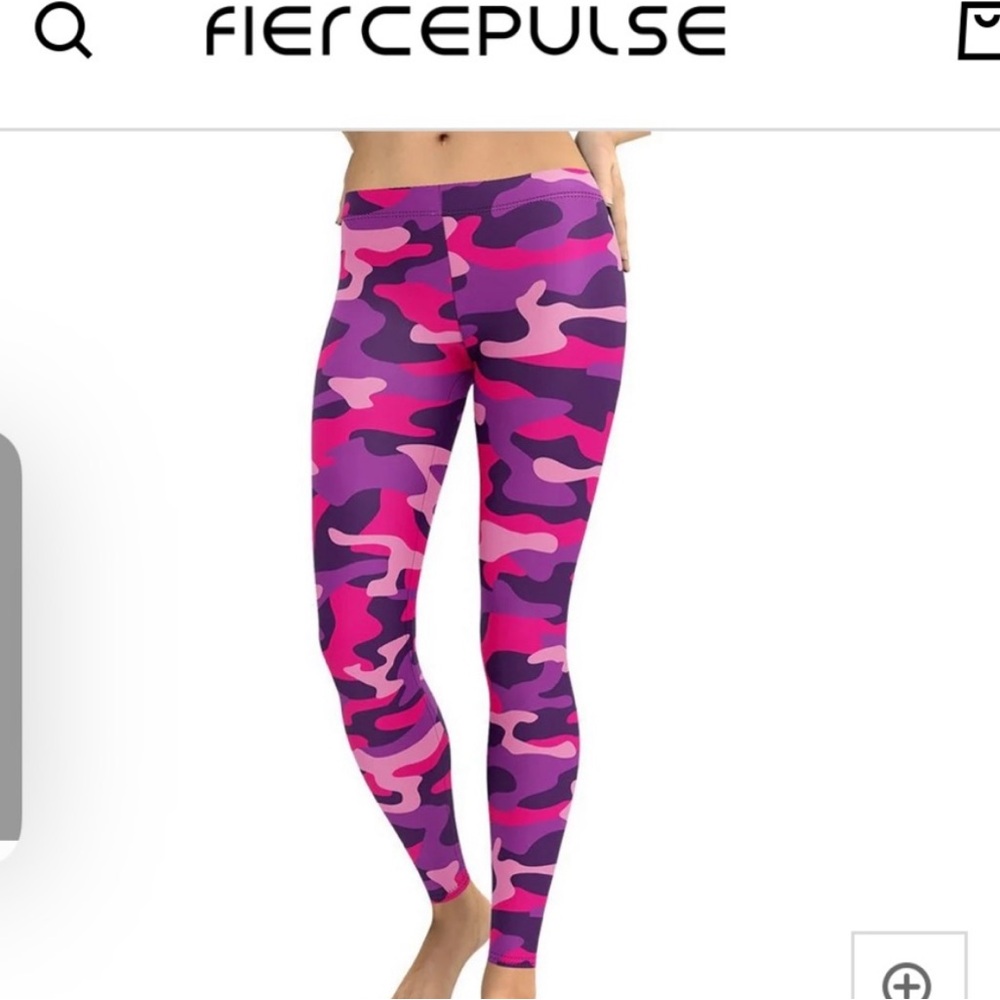 💕NWOT FIERCEPULSE Camo Leggings.  Size M💕